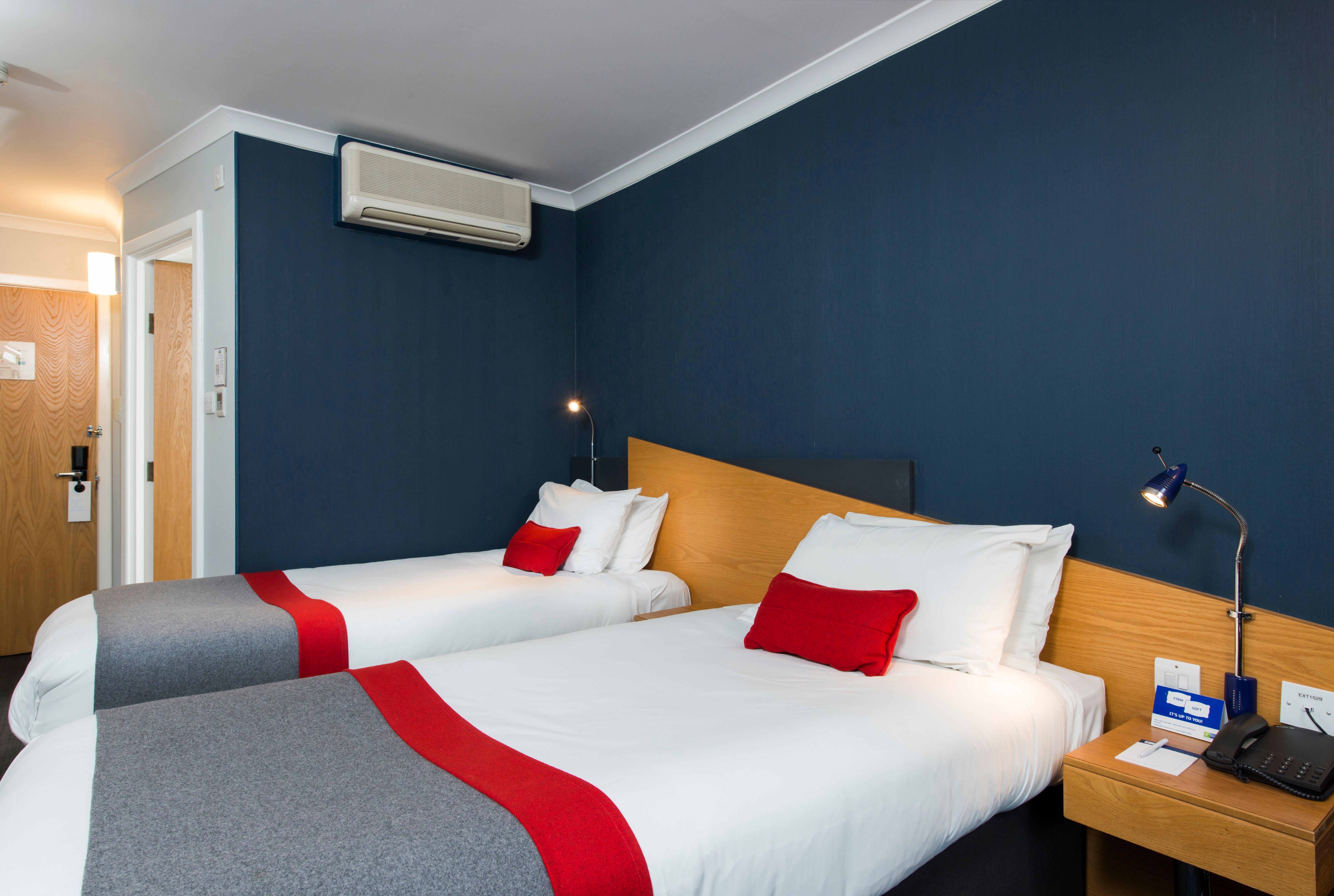 Holiday Inn Express Birmingham Oldbury By Ihg Exteriér fotografie