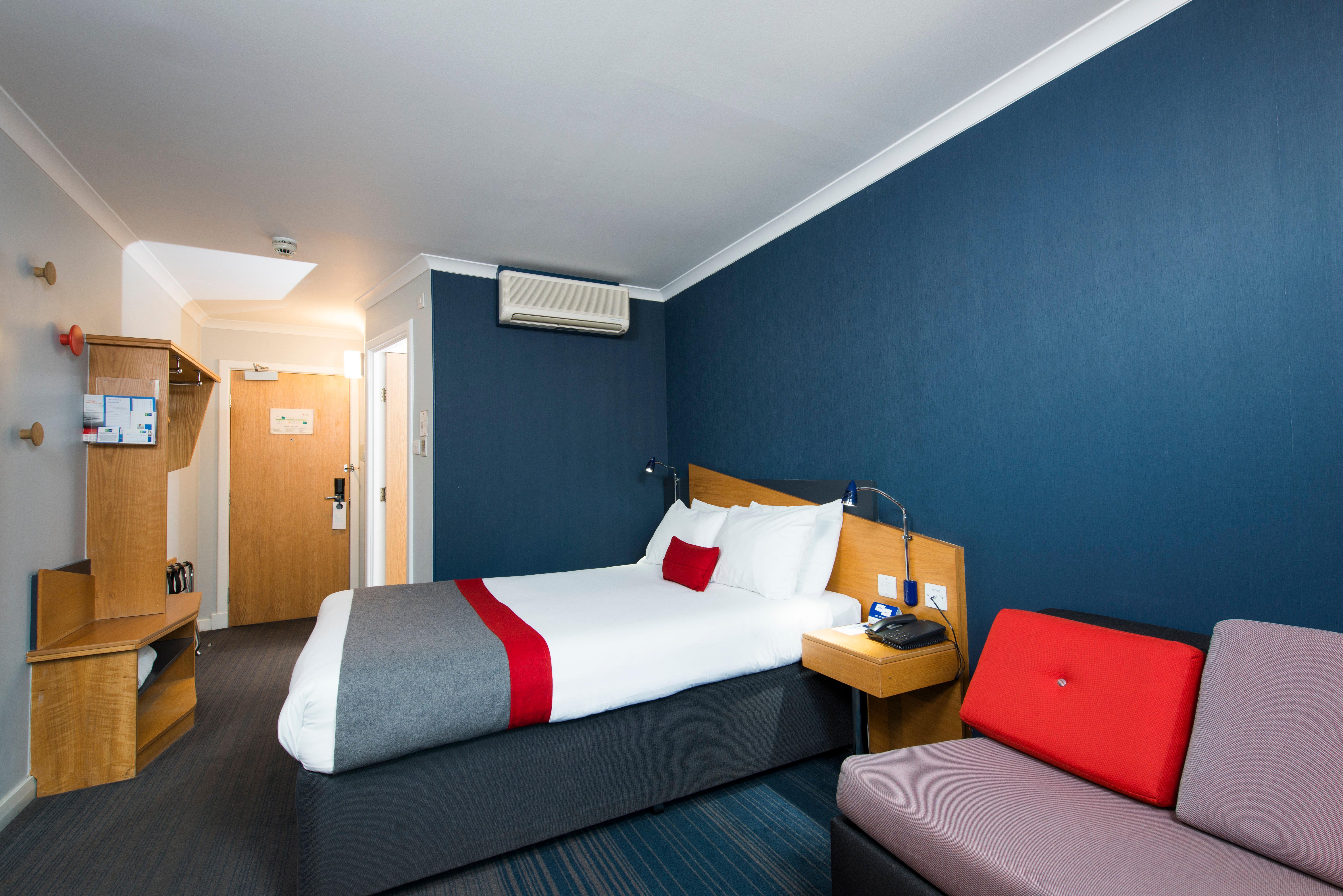 Holiday Inn Express Birmingham Oldbury By Ihg Exteriér fotografie