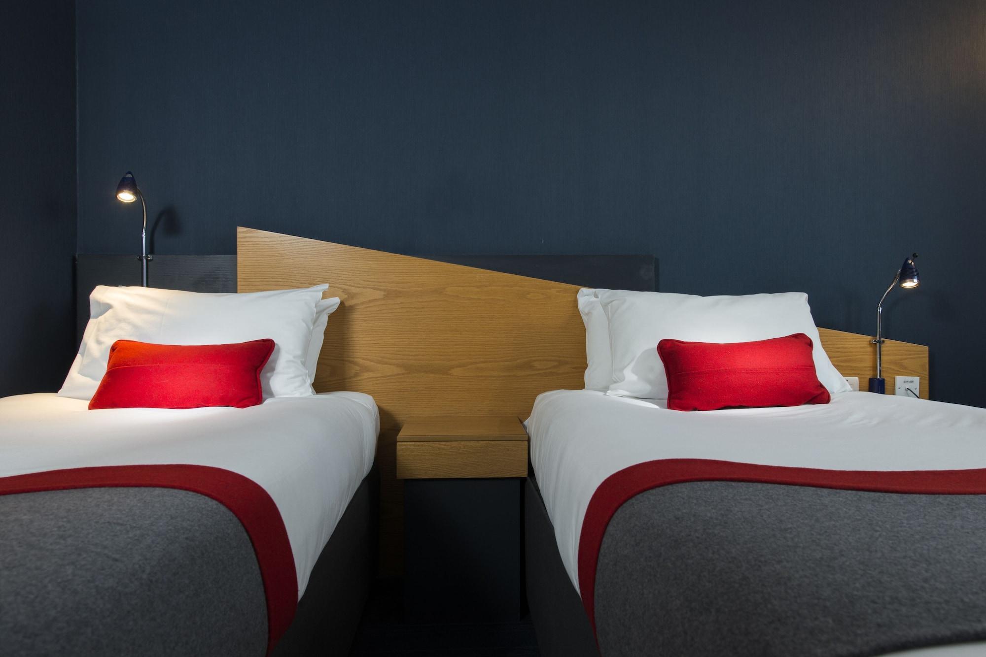 Holiday Inn Express Birmingham Oldbury By Ihg Exteriér fotografie