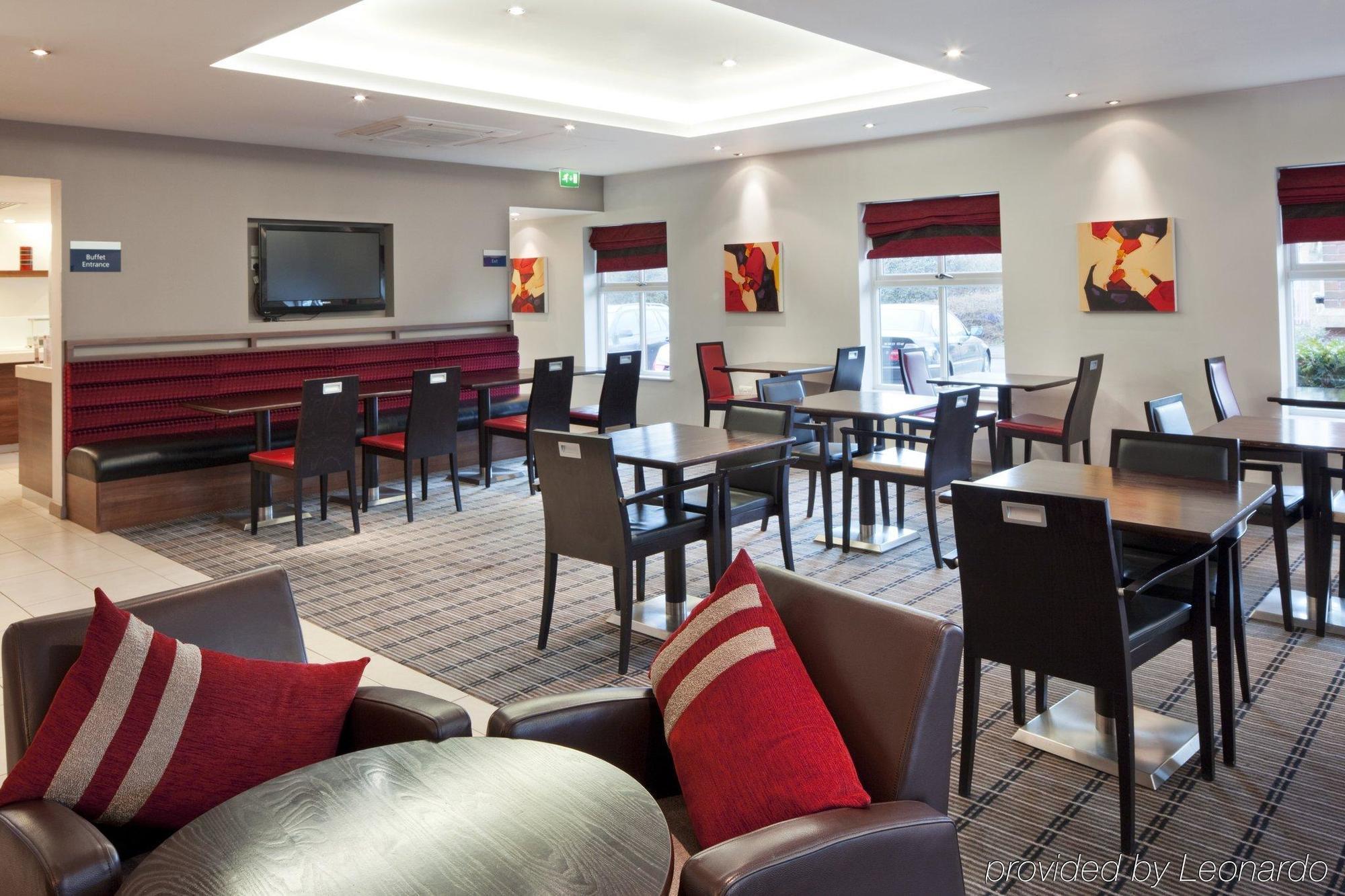 Holiday Inn Express Birmingham Oldbury By Ihg Exteriér fotografie