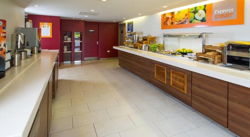 Holiday Inn Express Birmingham Oldbury By Ihg Exteriér fotografie